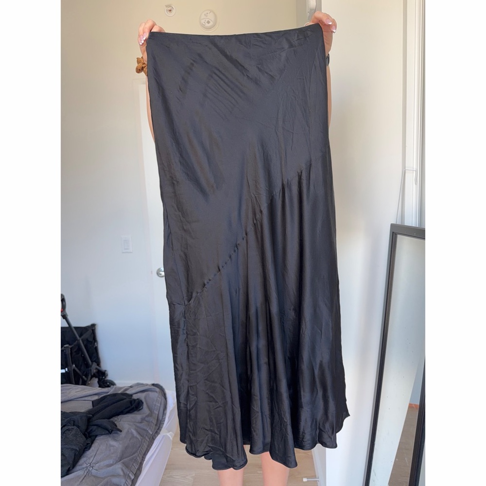 Banana Republic Black Bliss Silk Maxi Skirt Large